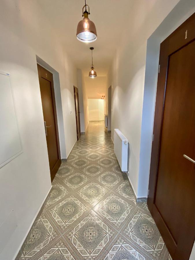 Apartmany V Ulicce Frymburk Ngoại thất bức ảnh