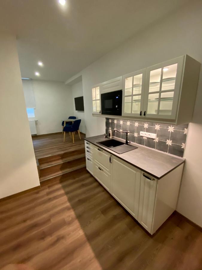 Apartmany V Ulicce Frymburk Ngoại thất bức ảnh