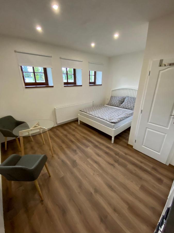 Apartmany V Ulicce Frymburk Ngoại thất bức ảnh