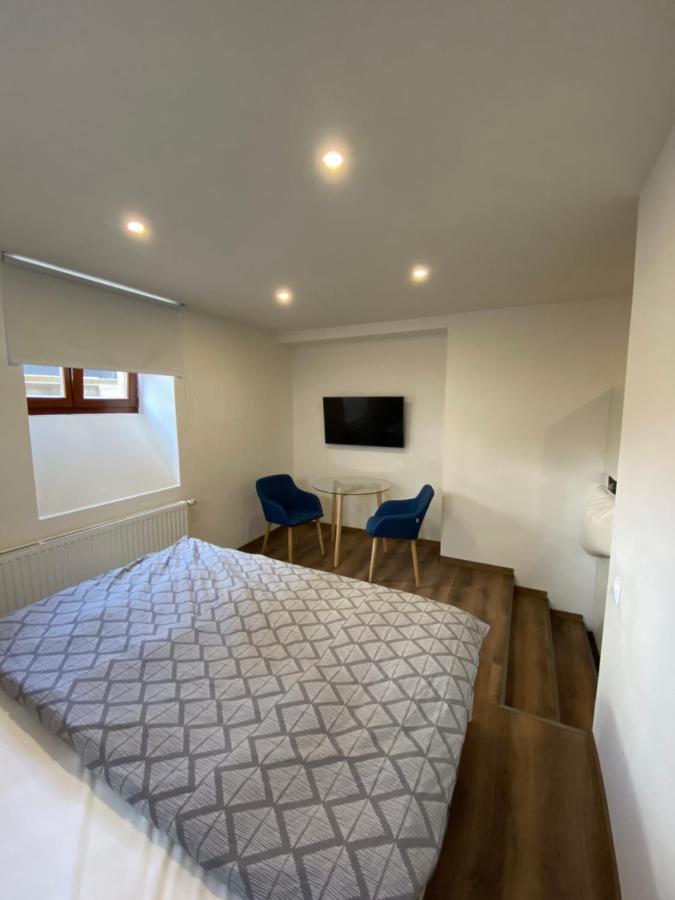 Apartmany V Ulicce Frymburk Ngoại thất bức ảnh
