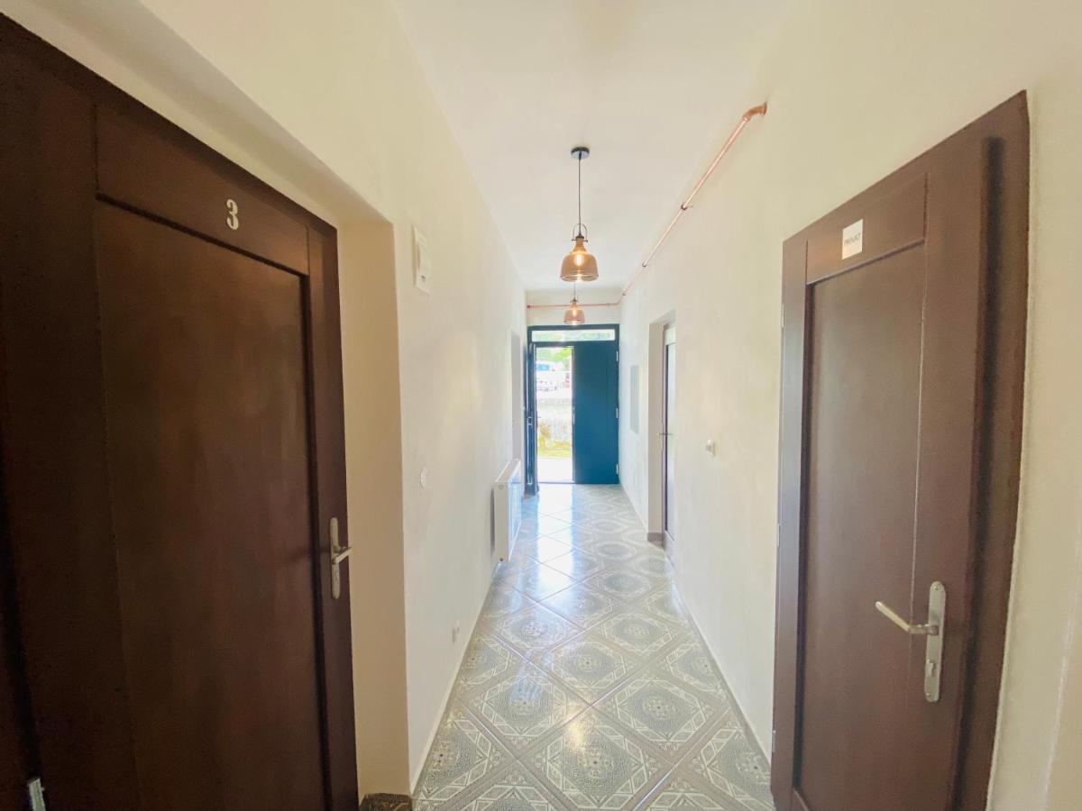 Apartmany V Ulicce Frymburk Ngoại thất bức ảnh