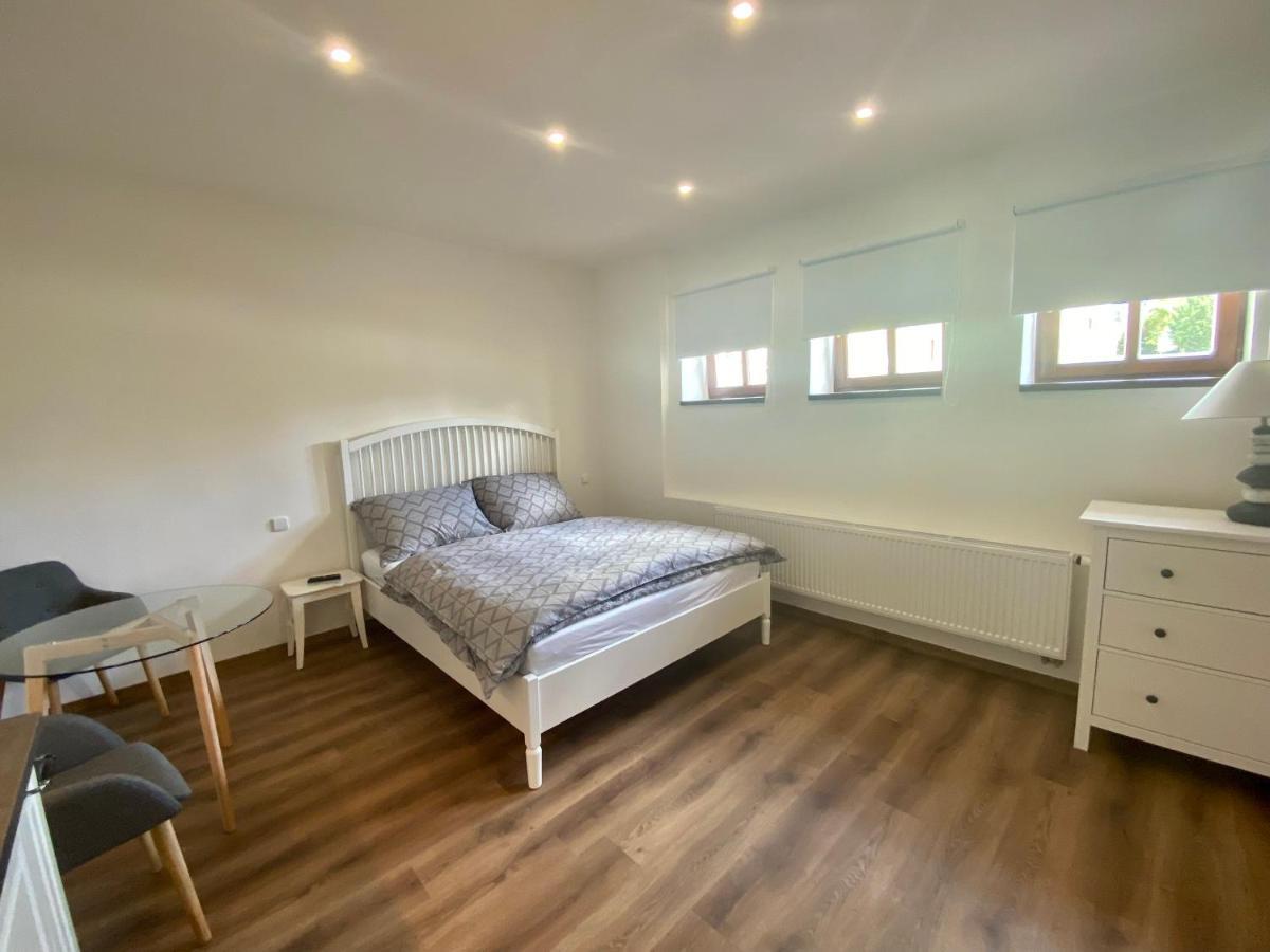 Apartmany V Ulicce Frymburk Ngoại thất bức ảnh