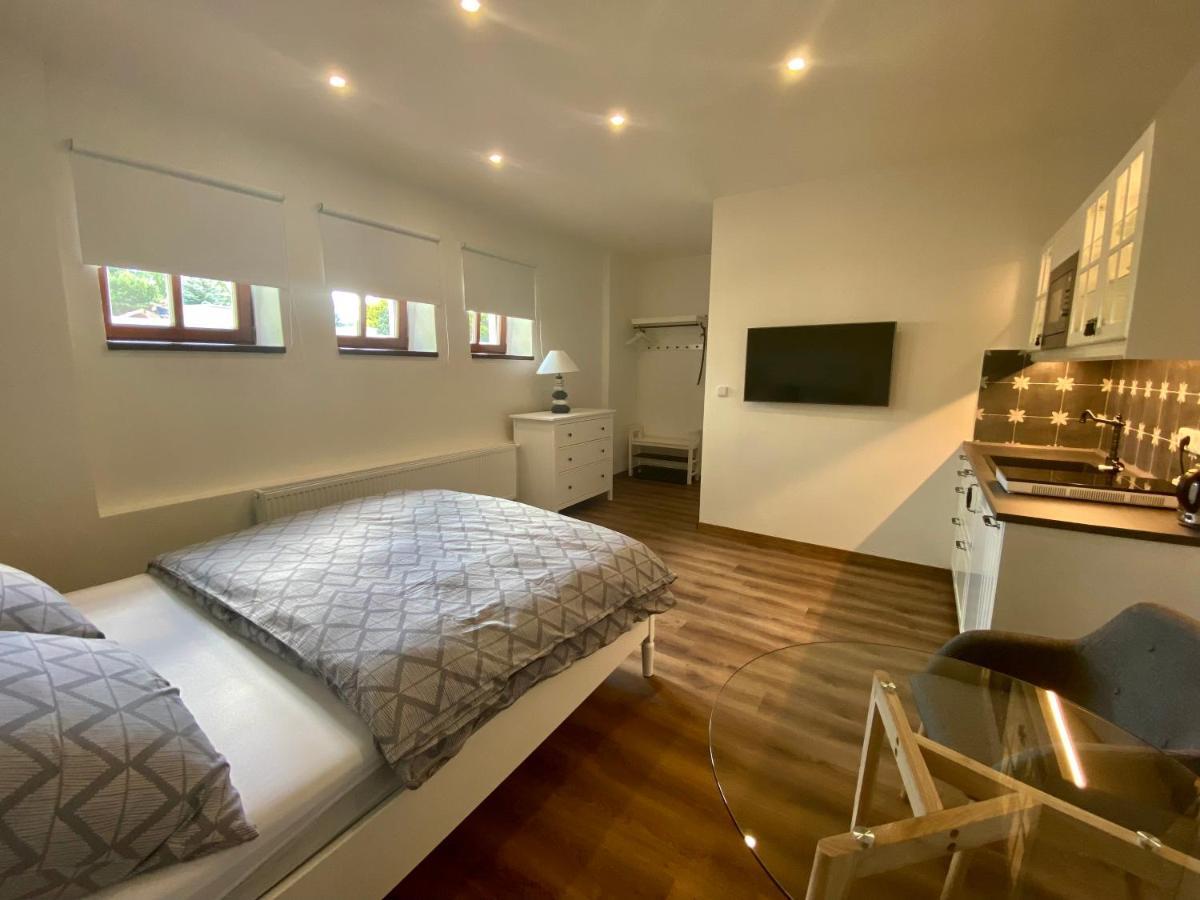 Apartmany V Ulicce Frymburk Ngoại thất bức ảnh