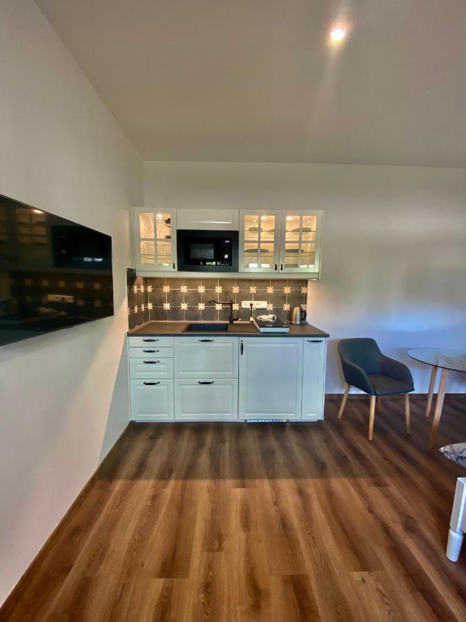 Apartmany V Ulicce Frymburk Ngoại thất bức ảnh